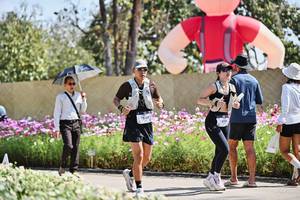 BIB: 
                            <button type="button" onclick="openModal(27799208)" class="btn btn-primary btn-sm float-right btn-popup" data-toggle="modal" data-target=".modal-high-quality">
                        <i class="fas fa-shopping-cart"></i> Add to Cart
                    </button>
                                            <button type="button" onclick="isThisMe(27799208, true)" class="btn btn-success btn-sm float-right btn-popup btn-isme hidden" data-toggle="tooltip" data-placement="bottom" title="นี่คือรูปของคุณใช่ไหม คลิกที่นี่เพื่อเอาเข้าอัลบั้ม">
                        <i class="fas fa-plus"></i> Add to album
                    </button>
                    <button type="button" onclick="isThisMe(27799208, false)" class="btn btn-warning btn-sm float-right btn-popup btn-isnotme hidden">
                        <i class="fas fa-ban"></i> Remove from album
                    </button>